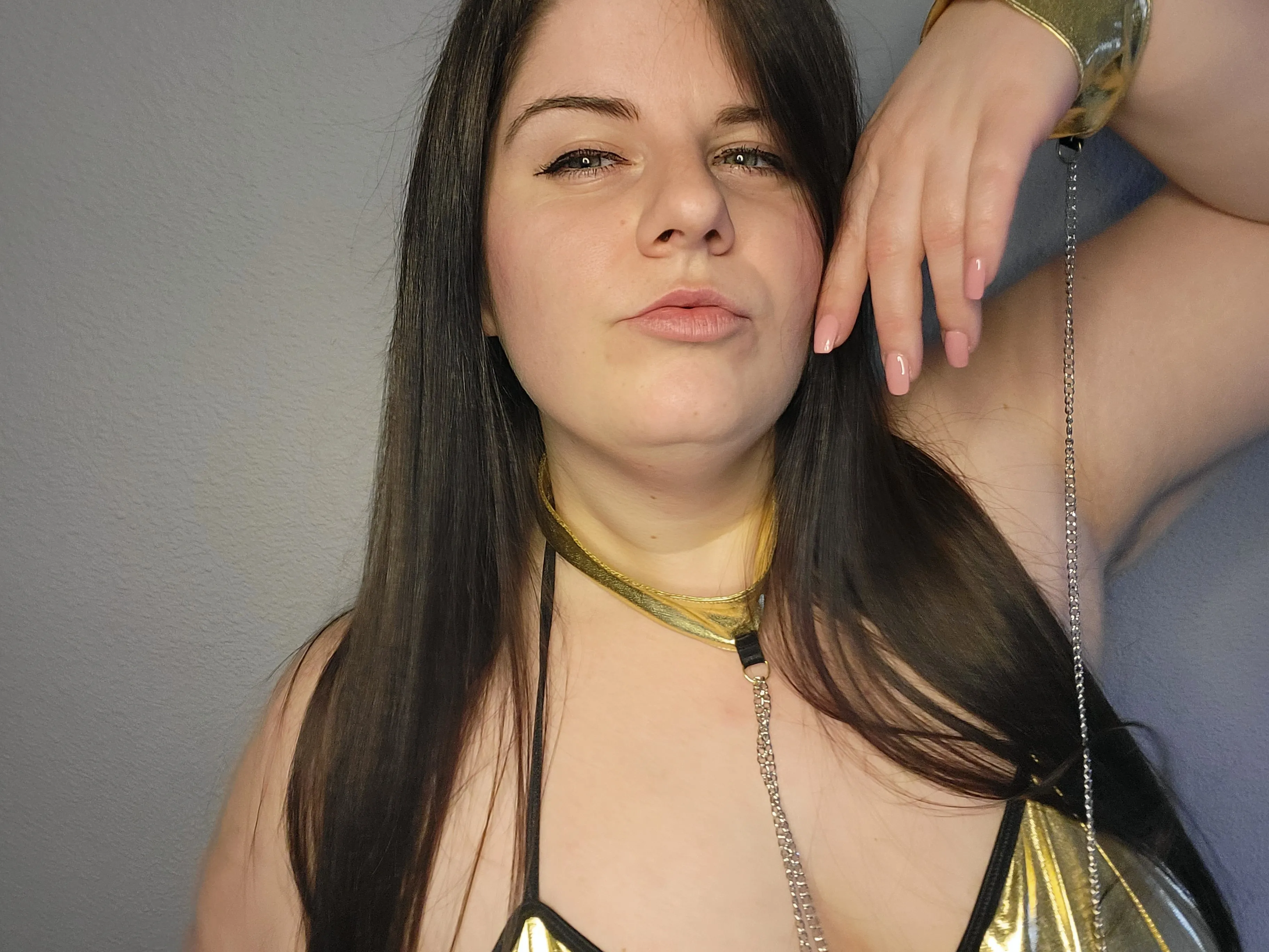 Live sex webcam photo for ZoeyLey #4093929