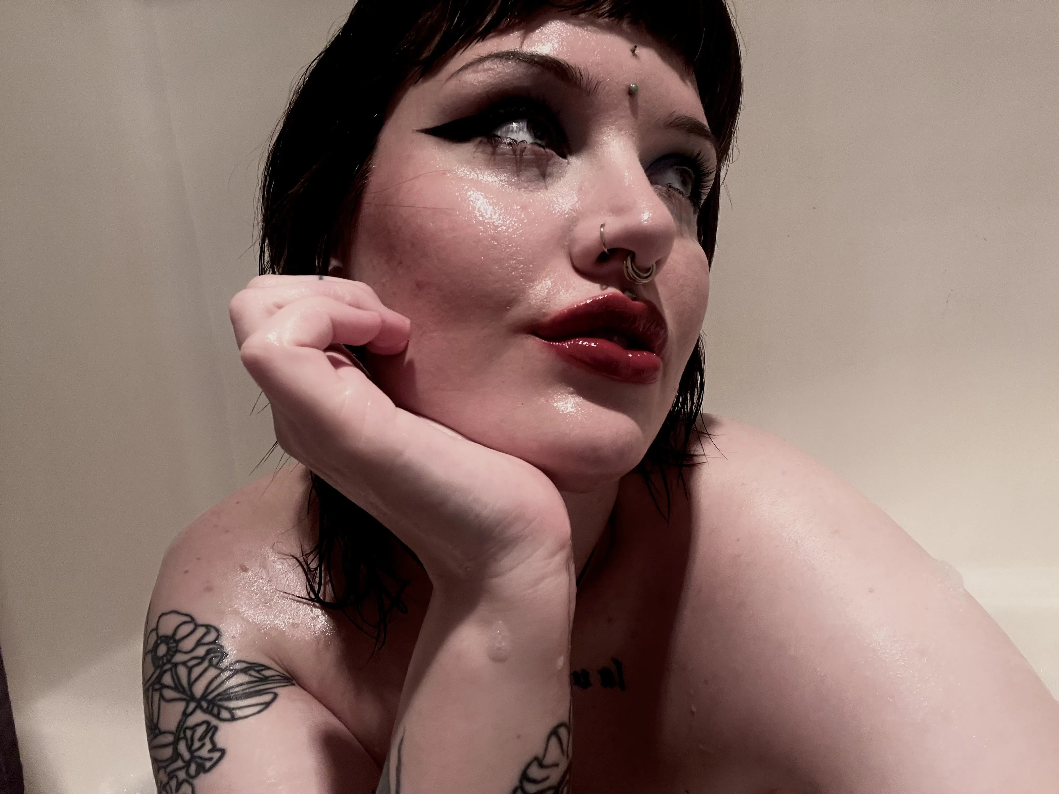 Live sex webcam photo for xHadesVonDirgex #7385704