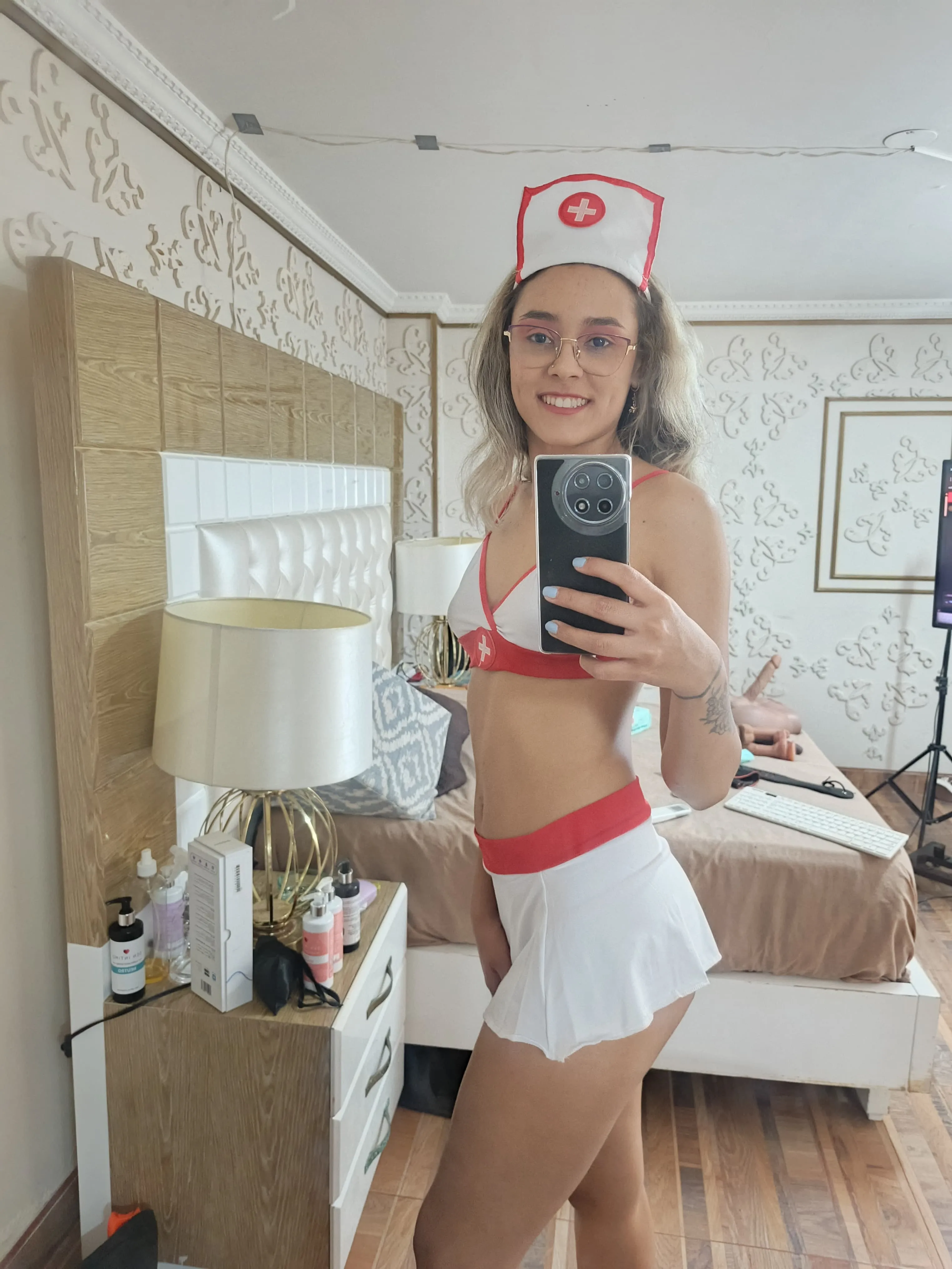 Live sex webcam photo for TaraHot #8429341
