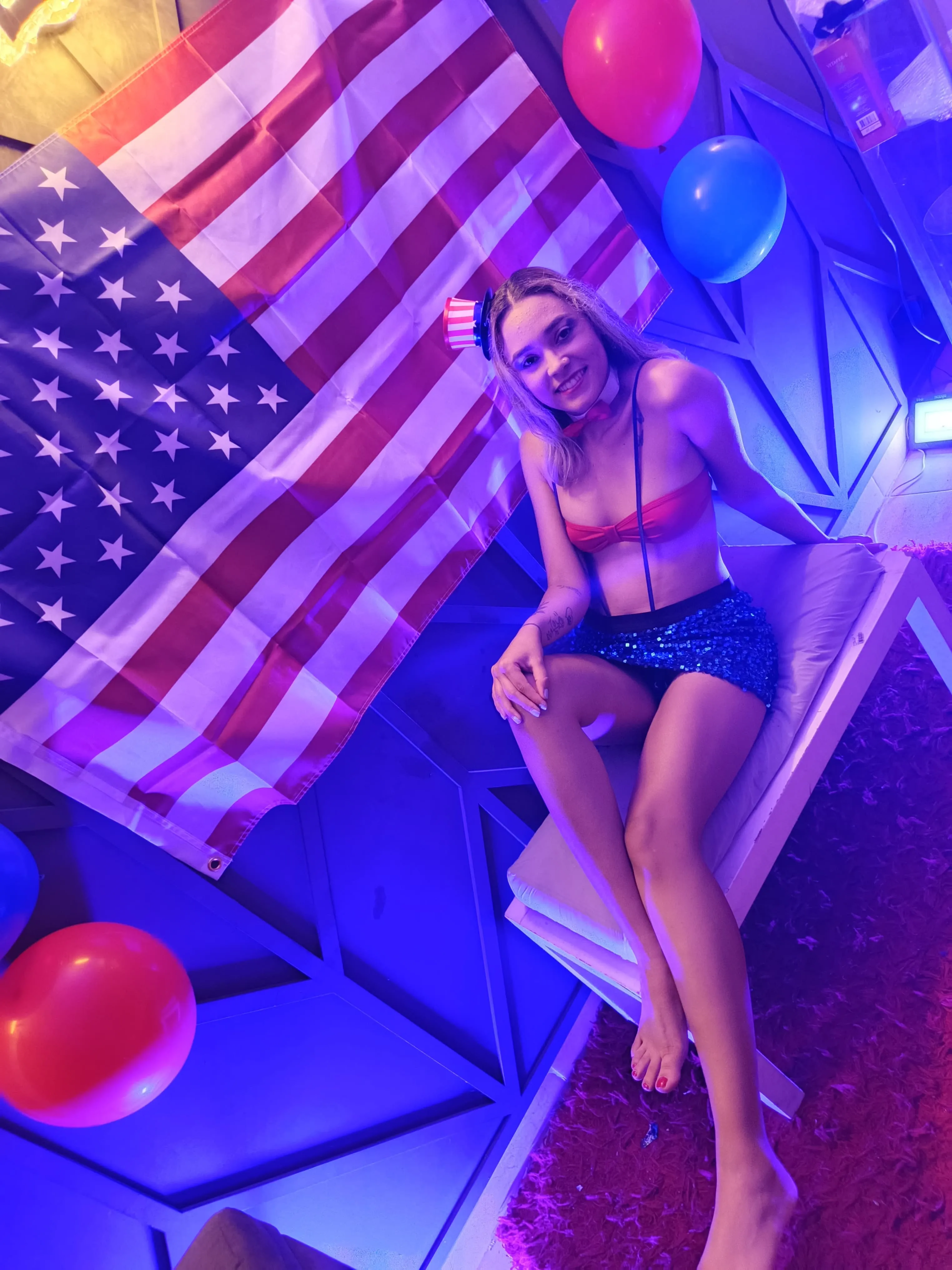 Live sex webcam photo for TaraHot #8429205
