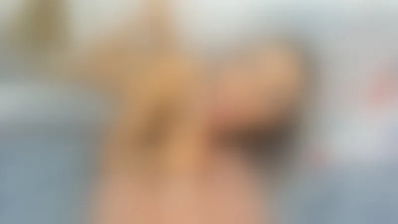 Live sex webcam photo for TaraHot #8428556