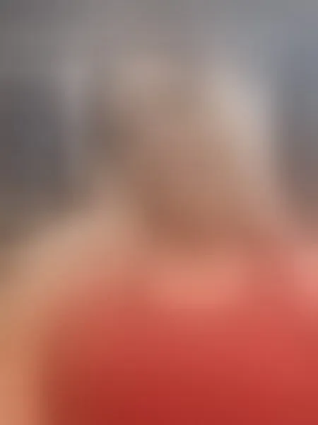 Live sex webcam photo for TaraHot #8428112
