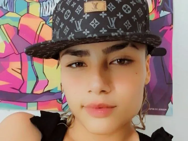 Live sex webcam photo for Kathiuskhorny #5593043