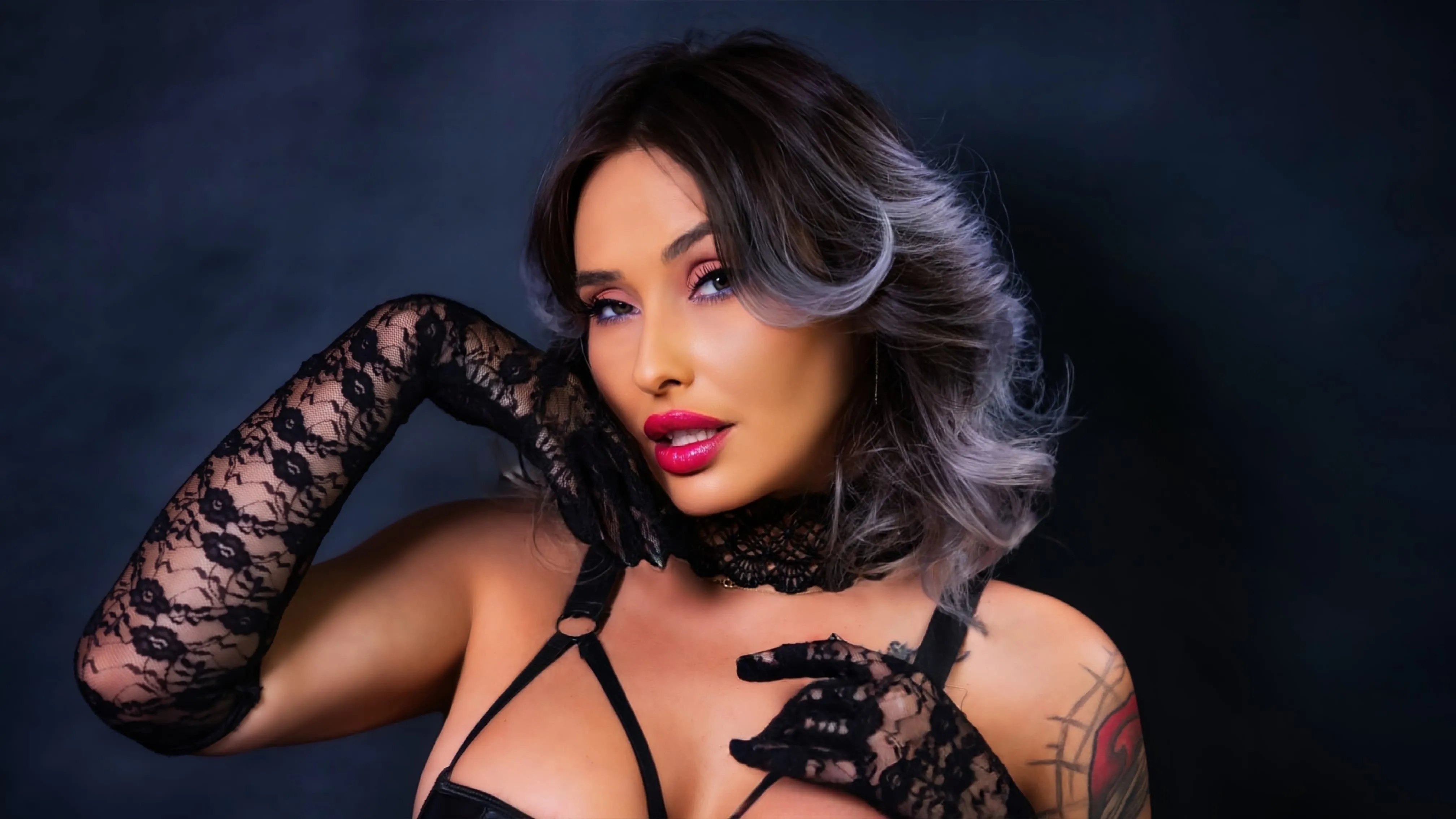 Live sex webcam photo for IssaSmithx #7898576