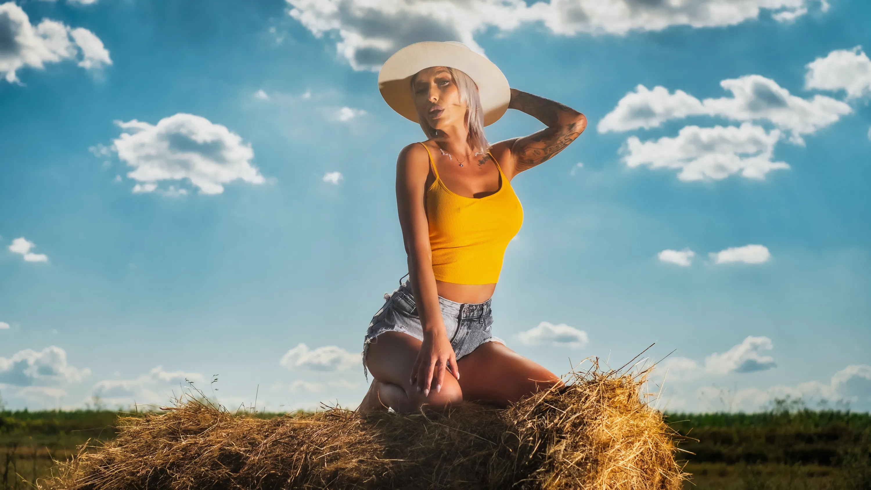 Live sex webcam photo for IssaSmithx #7898445