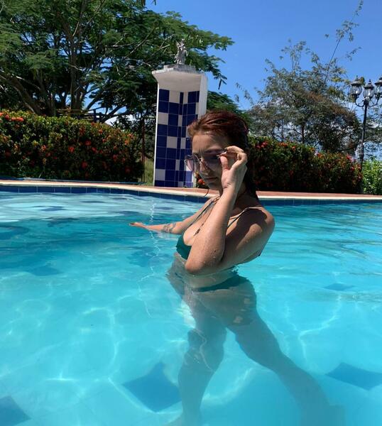 Live sex webcam photo for SamantaCollin18 #4065739