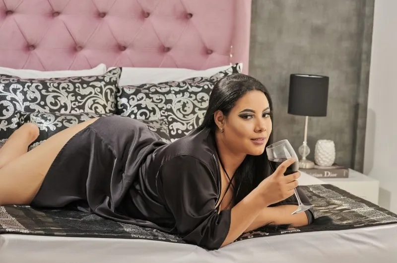 Live sex webcam photo for SofiBetancourtt #4027874