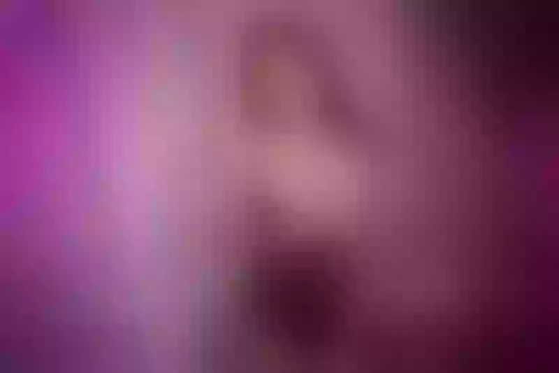 Live sex webcam photo for RoxyWood #4076339