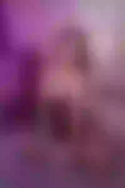 Live sex webcam photo for RoxyWood #4076338