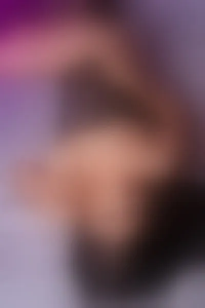Live sex webcam photo for RoxyWood #4076335