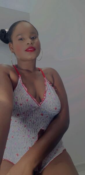 Live sex webcam photo for LaurynWolff #6051948