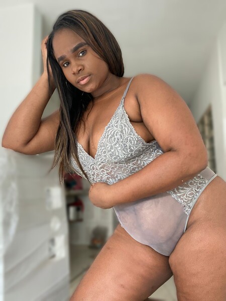 Live sex webcam photo for LaurynWolff #6052070