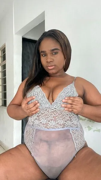 Live sex webcam photo for LaurynWolff #6052046