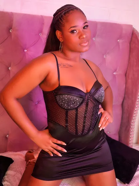 Live sex webcam photo for LaurynWolff #6051975