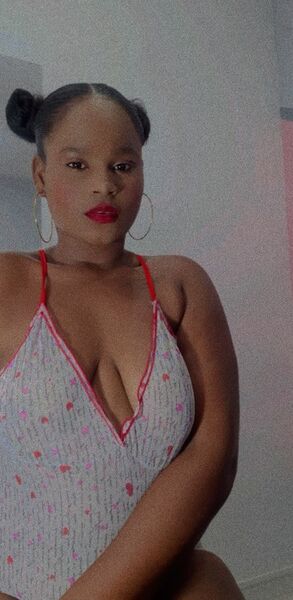 Live sex webcam photo for LaurynWolff #6051947