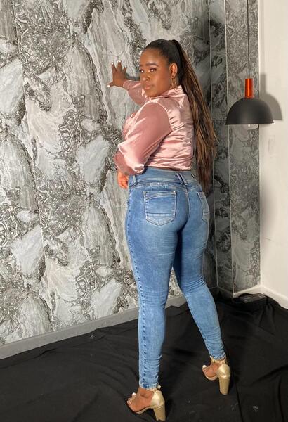 Live sex webcam photo for LaurynWolff #6052075