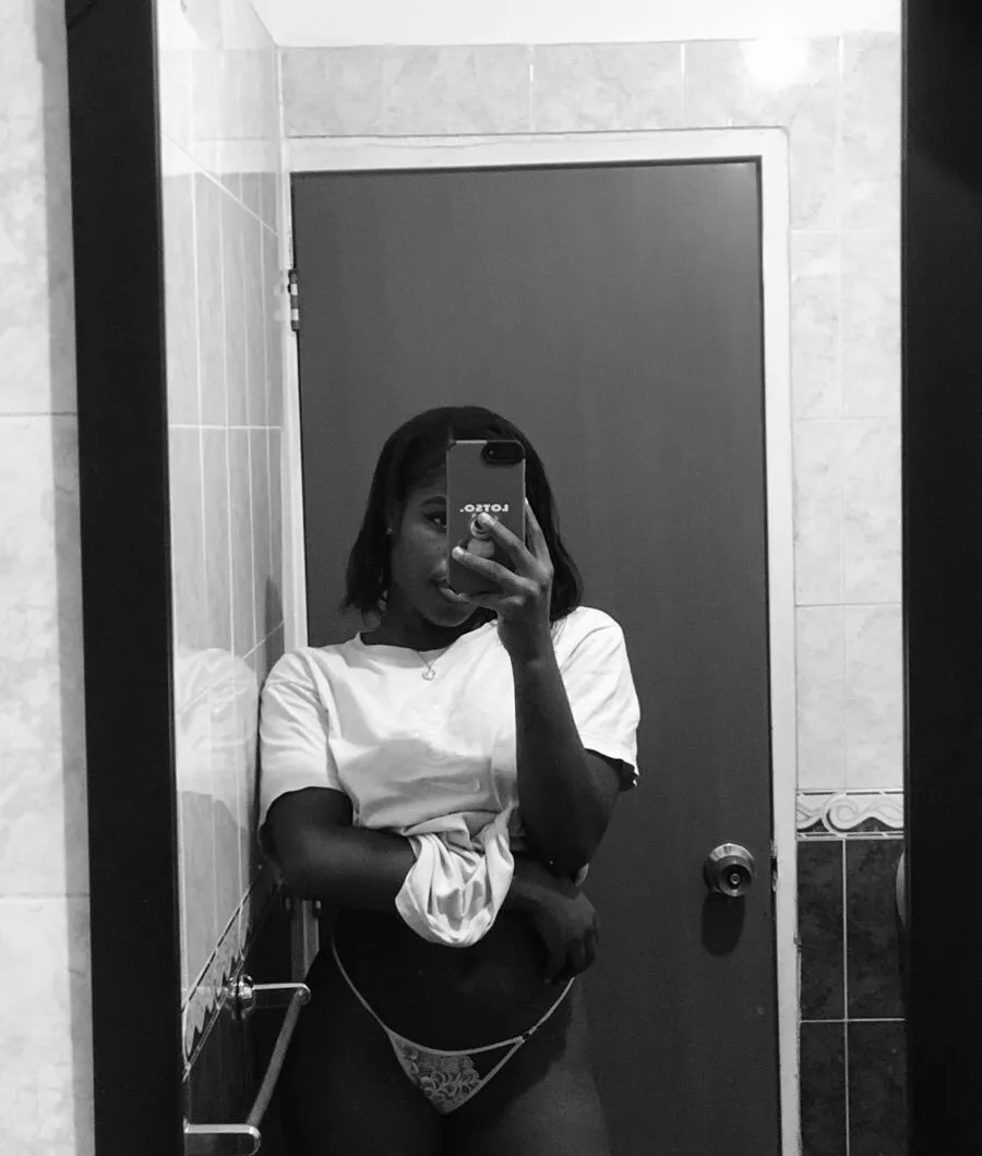 Live sex webcam photo for KaytlinMiler #6195906