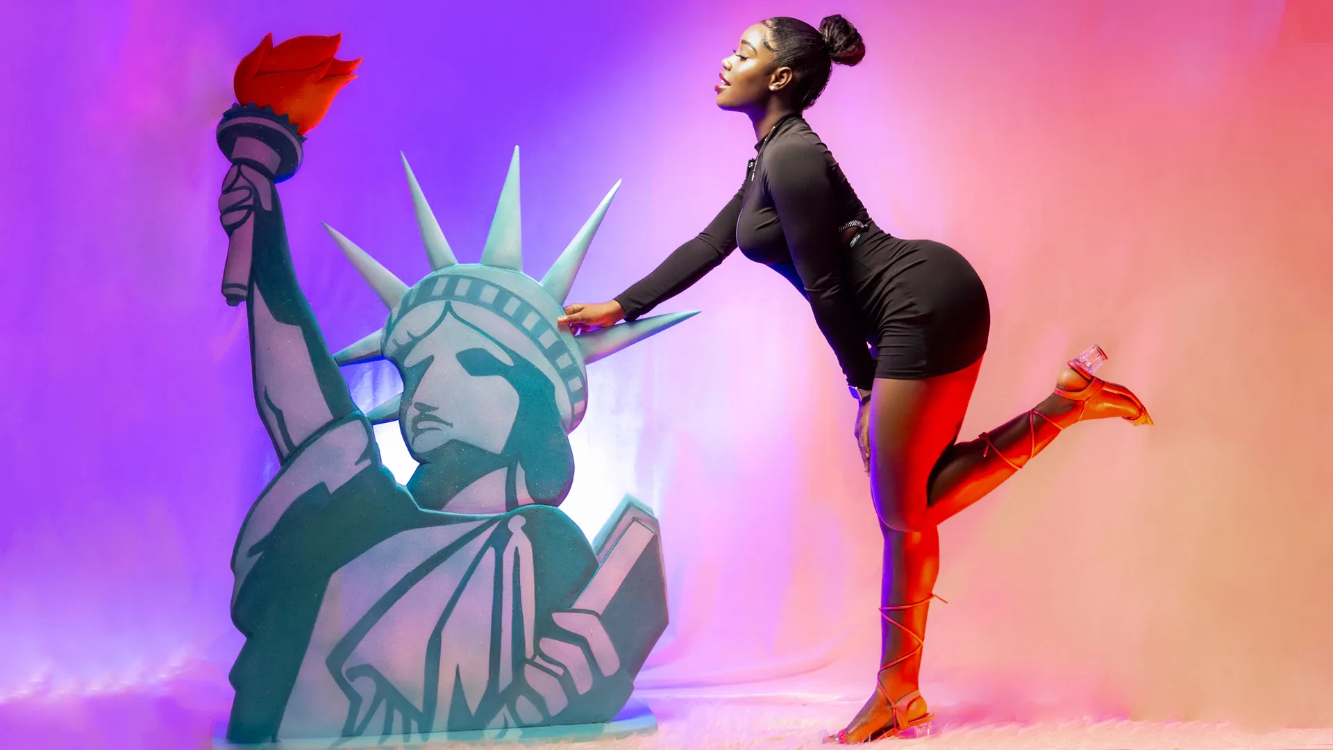 Live sex webcam photo for KaytlinMiler #6339317