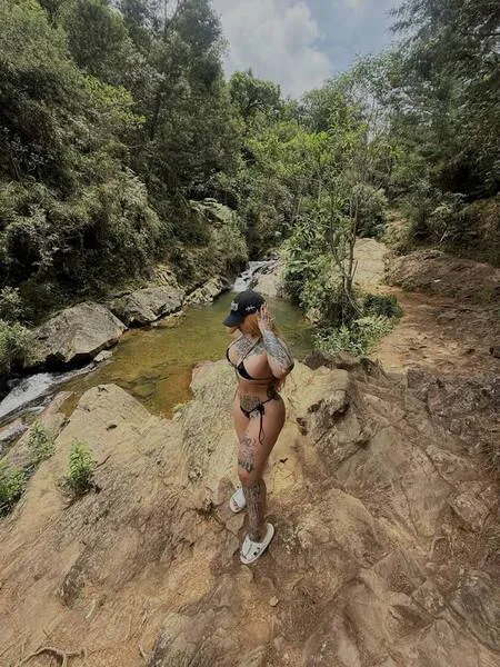Live sex webcam photo for MissySummer #7807112