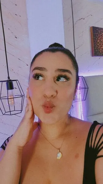 Live sex webcam photo for LisaEvanss #5312957