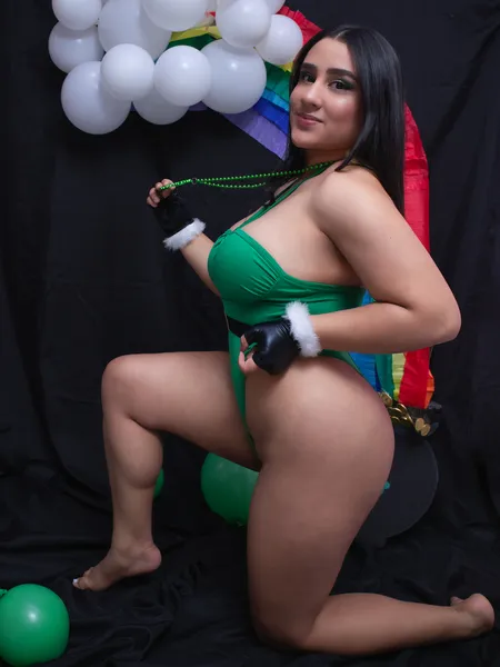 Live sex webcam photo for LisaEvanss #4063285