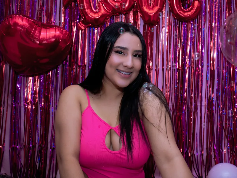 Live sex webcam photo for LisaEvanss #4063269