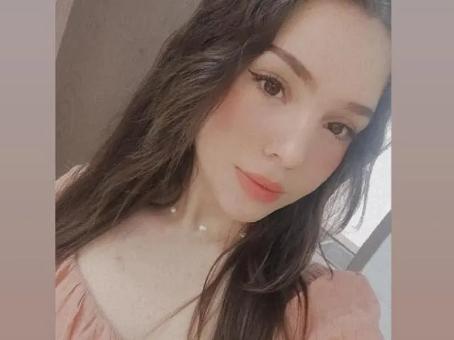 Live sex webcam photo for arlethhotcm969 #5549492