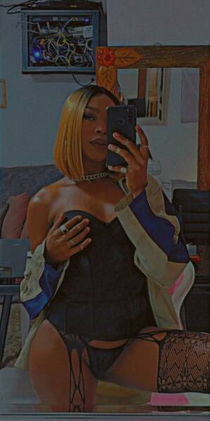 Live sex webcam photo for GennessysJordan #4076907