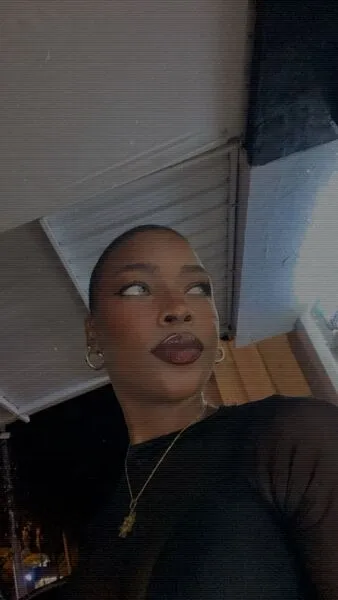 Live sex webcam photo for GennessysJordan #6932752