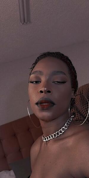 Live sex webcam photo for GennessysJordan #4076901