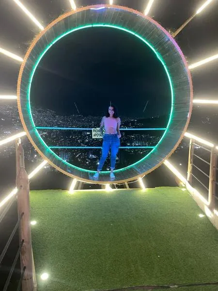 Live sex webcam photo for 18molly #6218646