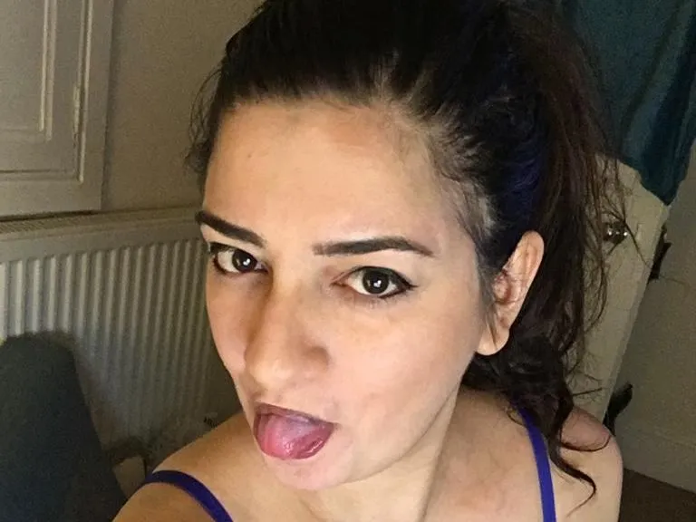 Live sex webcam photo for BgorgeousUK #3925934