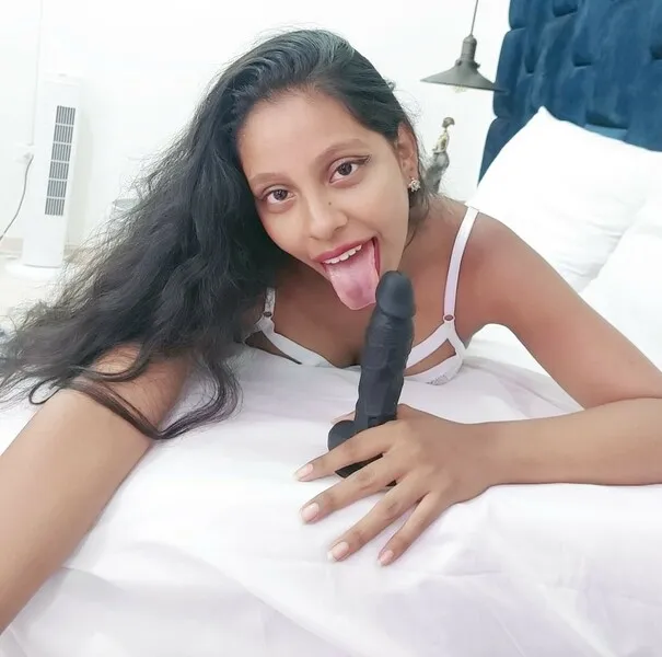 Live sex webcam photo for saasshaa #4136254