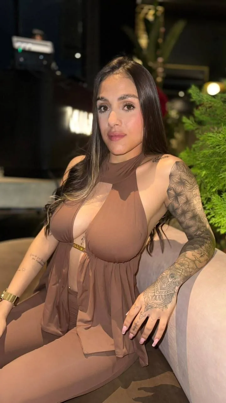 Live sex webcam photo for SaraBacker #8544942