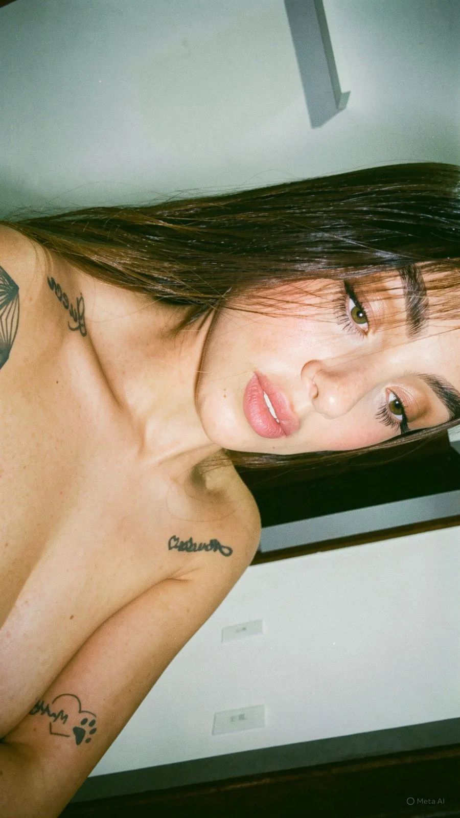 Live sex webcam photo for SaraBacker #8495446