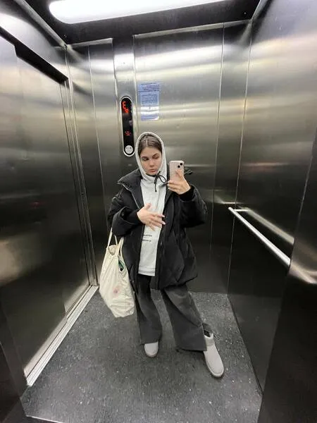 Live sex webcam photo for LinaStoness #4093666