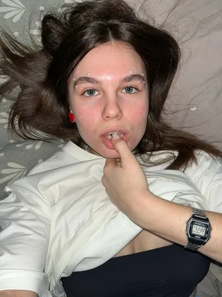 Live sex webcam photo for LinaStoness #4093694