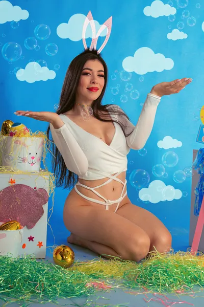 Live sex webcam photo for DaniRousselx #4182287