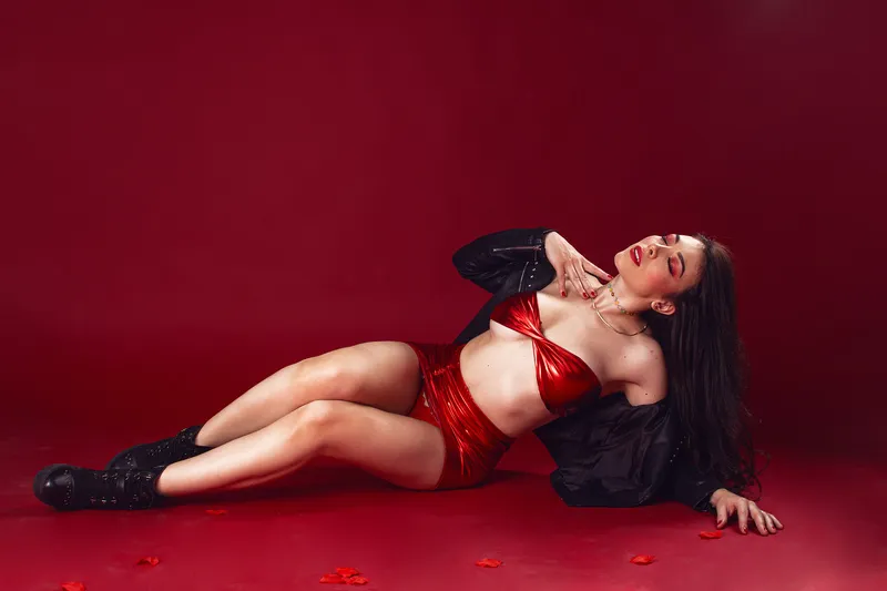 Live sex webcam photo for DaniRousselx #4041278