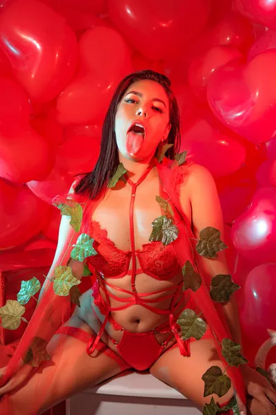 Live sex webcam photo for MaryFire55 #4029952