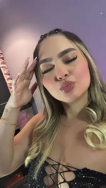 Live sex webcam photo for AntonellaDaft #6925763