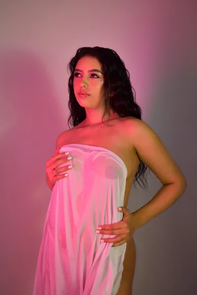 Live sex webcam photo for AlmaVegga #7109092