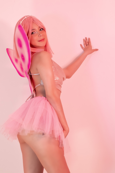 Live sex webcam photo for emmaagreey #5528753