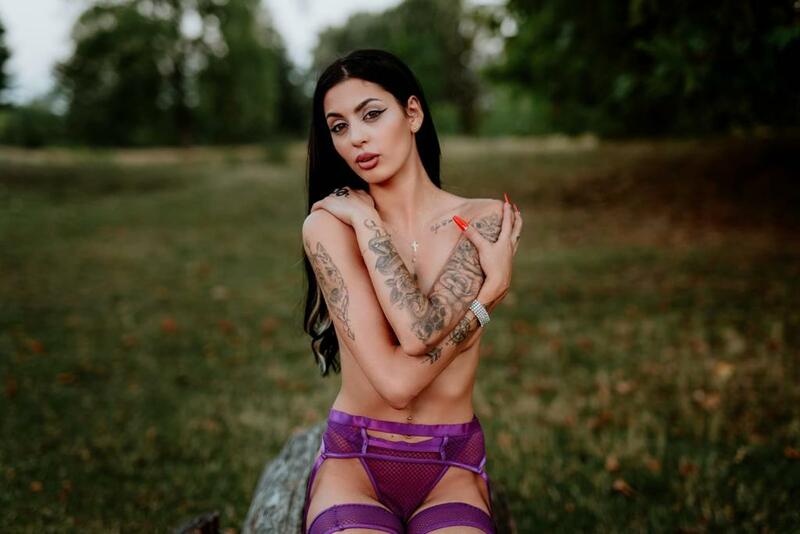 Live sex webcam photo for EvaAddisson #4047307