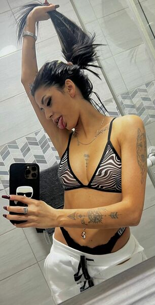 Live sex webcam photo for EvaAddisson #4047338