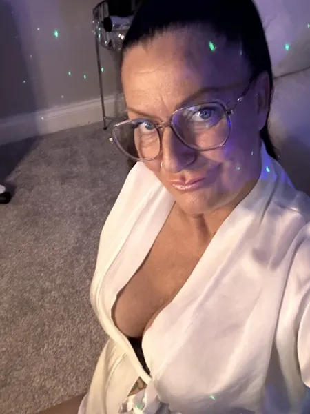 Live sex webcam photo for TillieUk #6321937