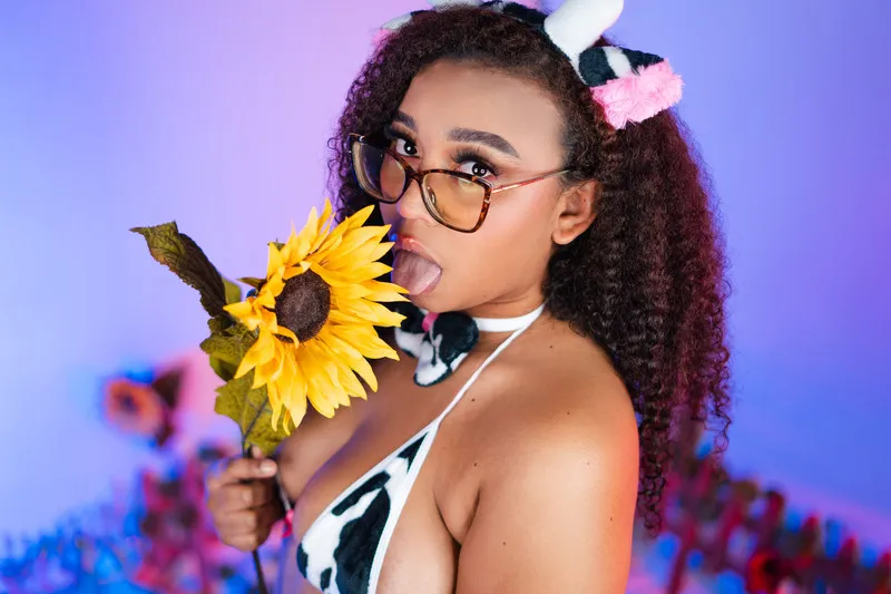 Live sex webcam photo for SaraWillianss #4061224