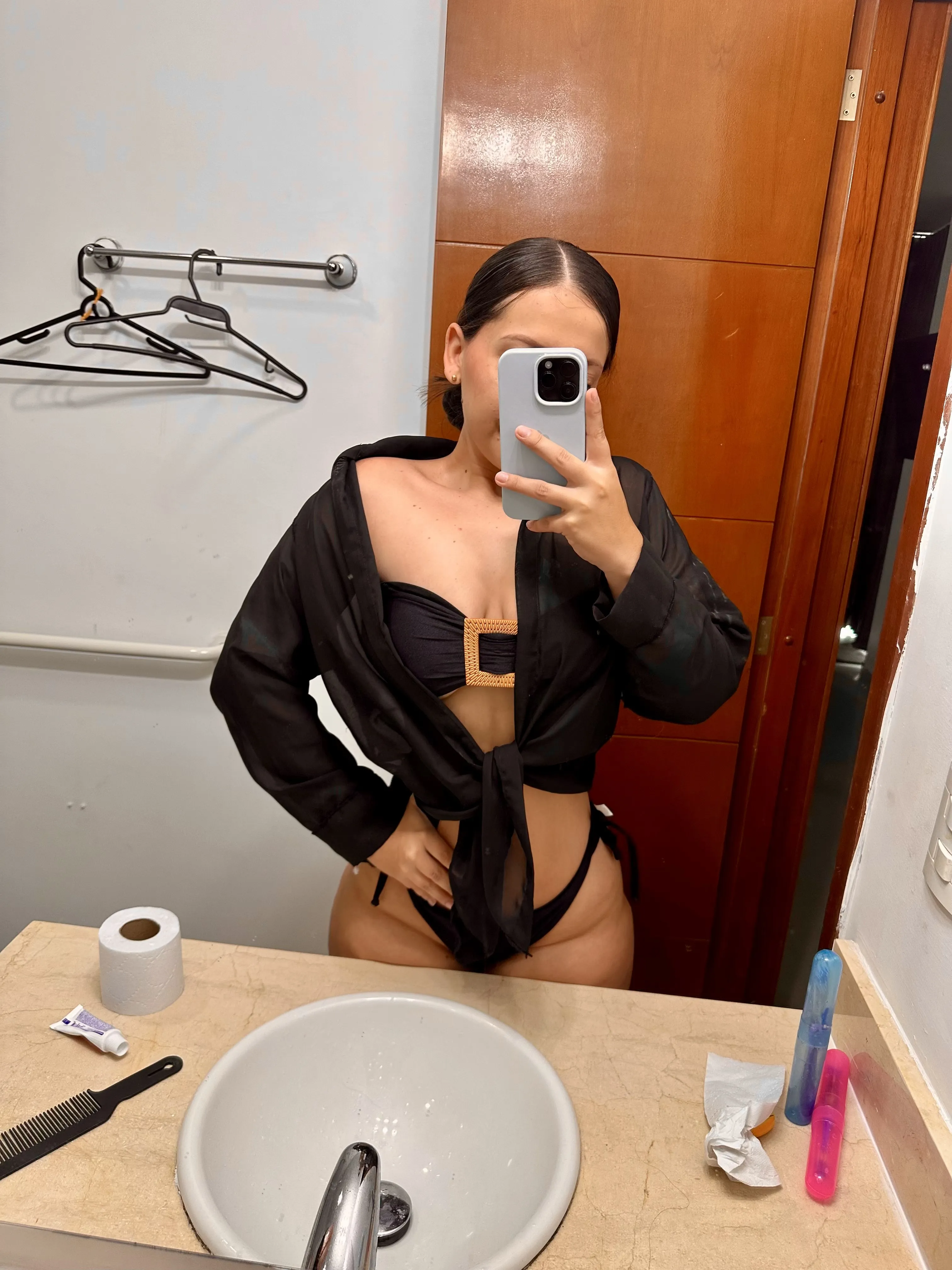 Live sex webcam photo for AbbyStone69 #8140873