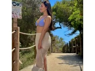 Live sex webcam photo for MiaMancini #6619756