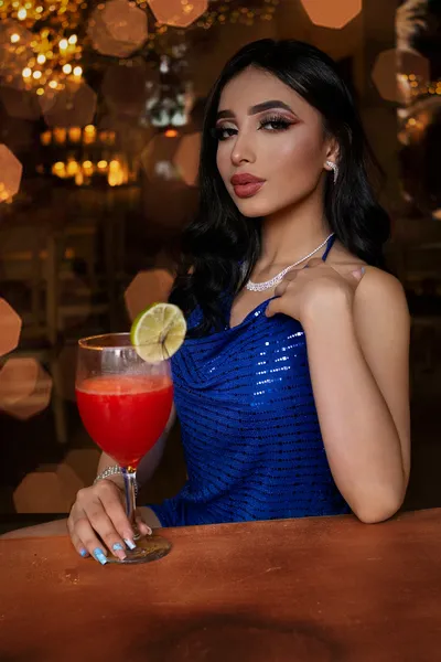 Live sex webcam photo for ElizabethAngel #4148107